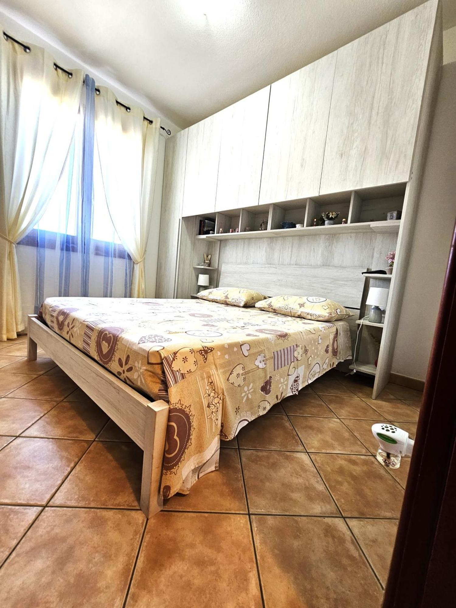Apartment 53-11 Cin R3659
