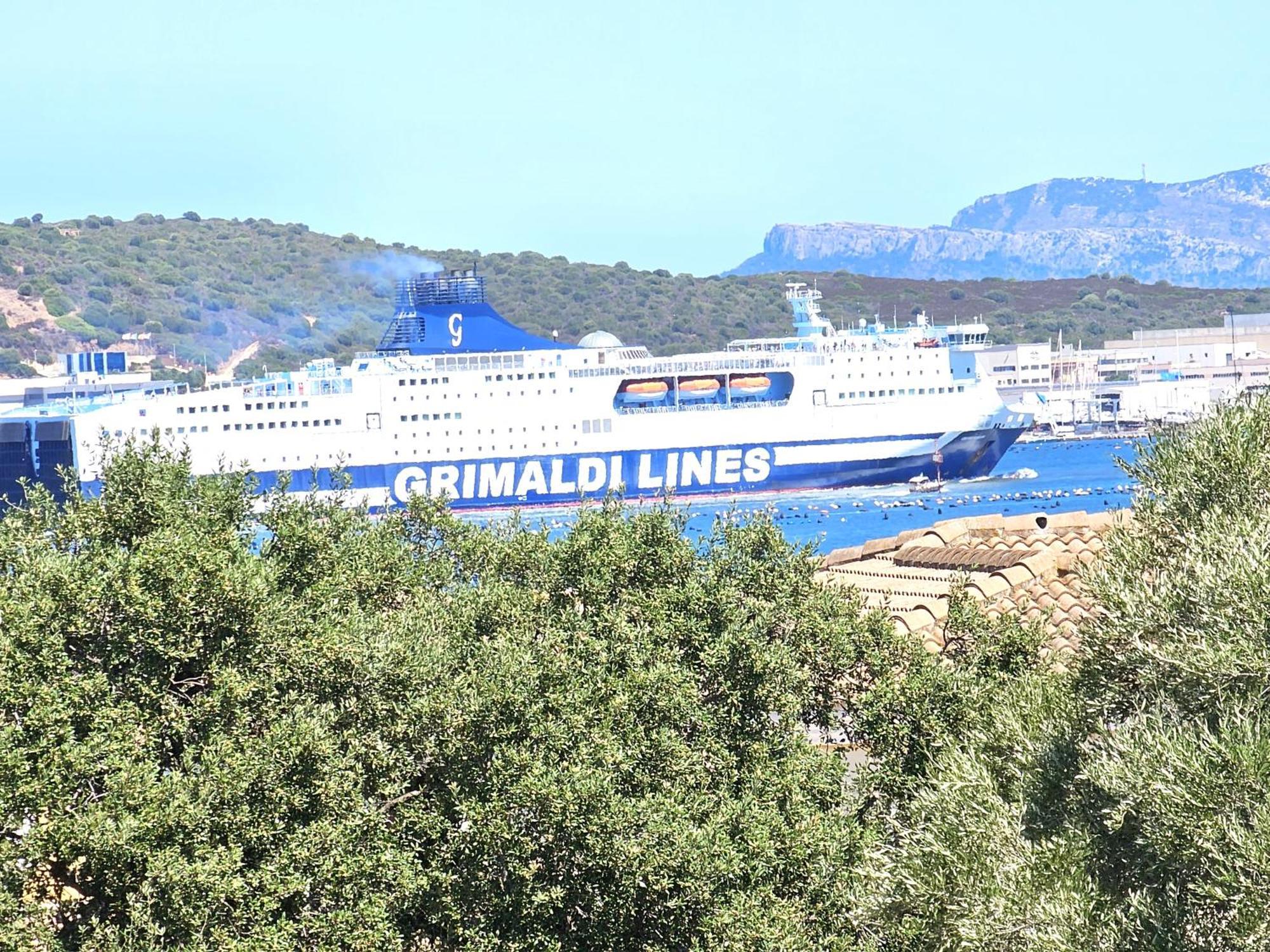 53-11 Cin R3659 * Olbia